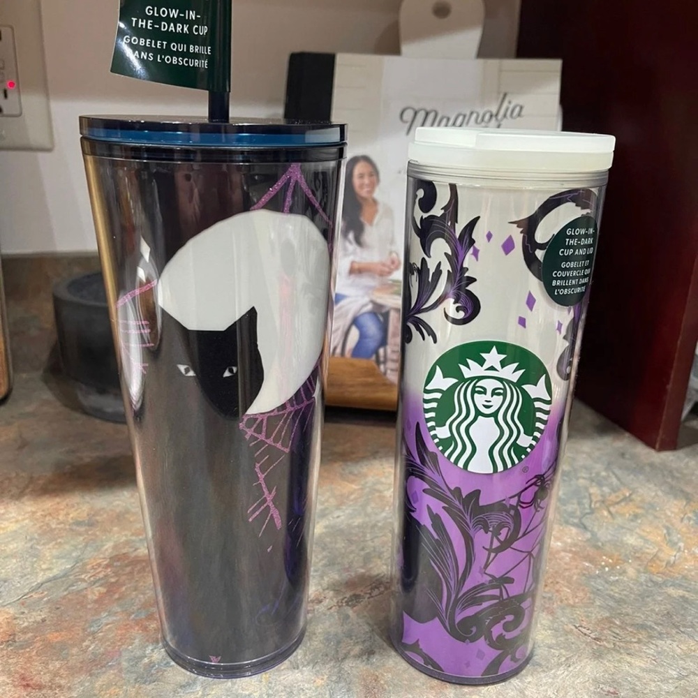 Starbucks 2021 Halloween tumbler and travel coffee cup